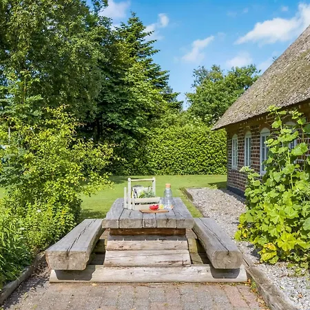 Tuki - 10km From The Sea By Interhome Hébergement de vacances