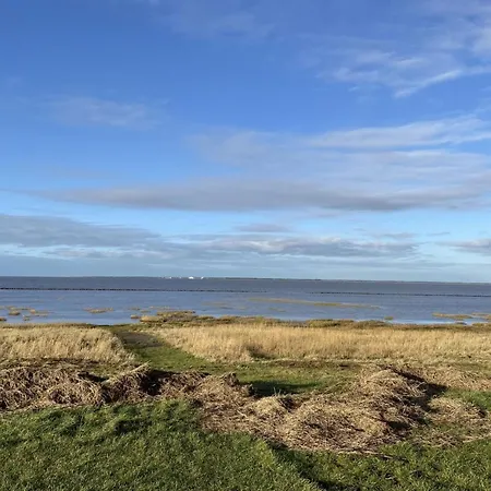 Tuki - 10km From The Sea By Interhome